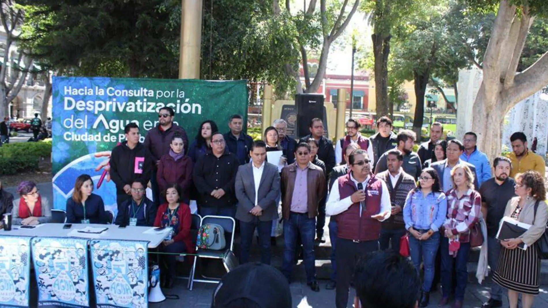 Diputados locales y consejeros de Morena en Puebla se sumaron al movimiento 'Hacia la consulta por la desprivatización del agua en la ciudad de Puebla'